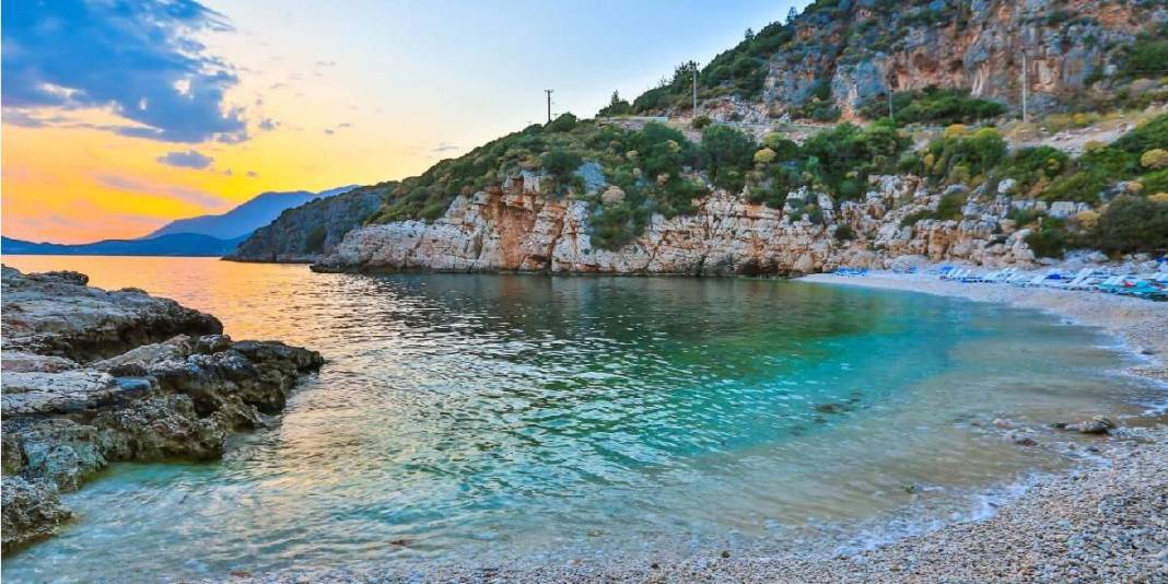 Yaz sıcaklığının sonbaharla buluştuğu adres! Sabah deniz, akşam yürüyüş keyfi: Kasım tatili burada ayrı güzel! 5